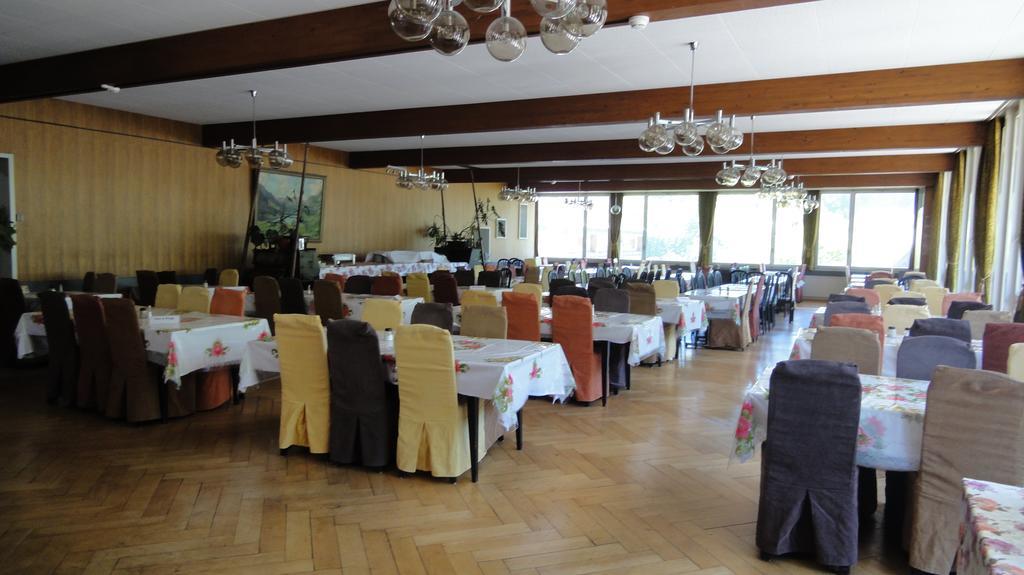 Hotel Loewen Lungern Eksteriør bilde